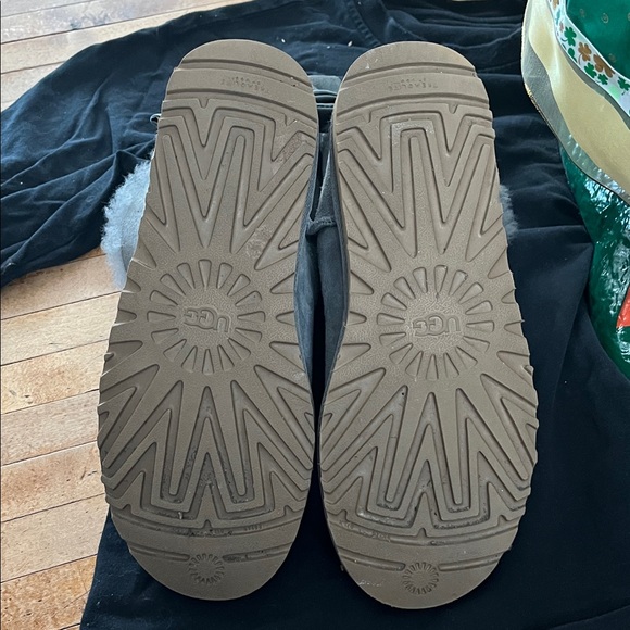 UGG Mini Bailey Bow II and Care Kit - Picture 4 of 9